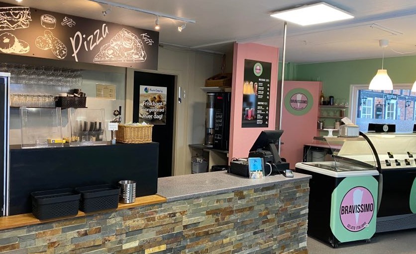 Cafe billede.jpg
