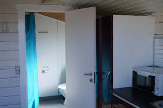 Toilet & bad